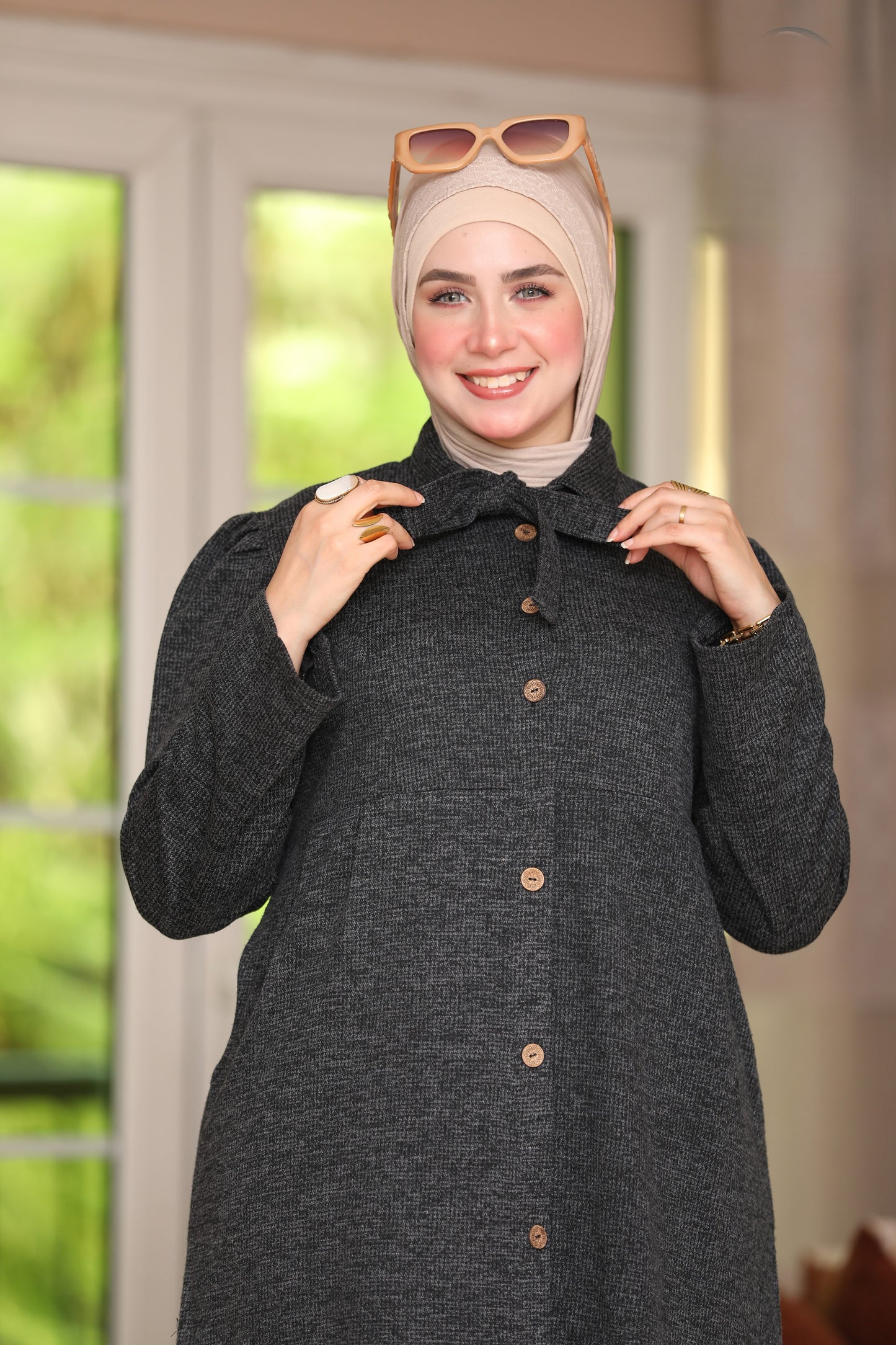 Wool dress with pockets and buttons