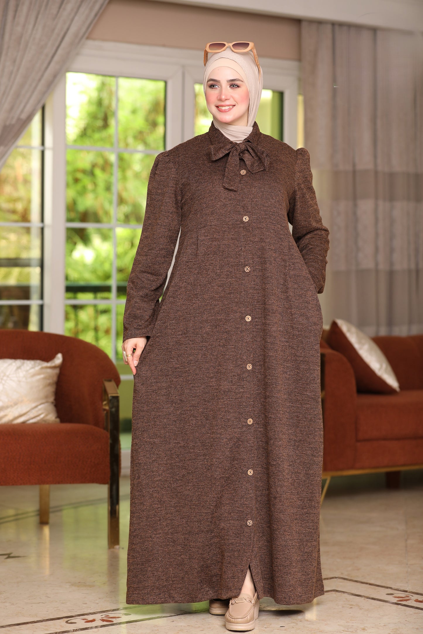 Wool dress with pockets and buttons