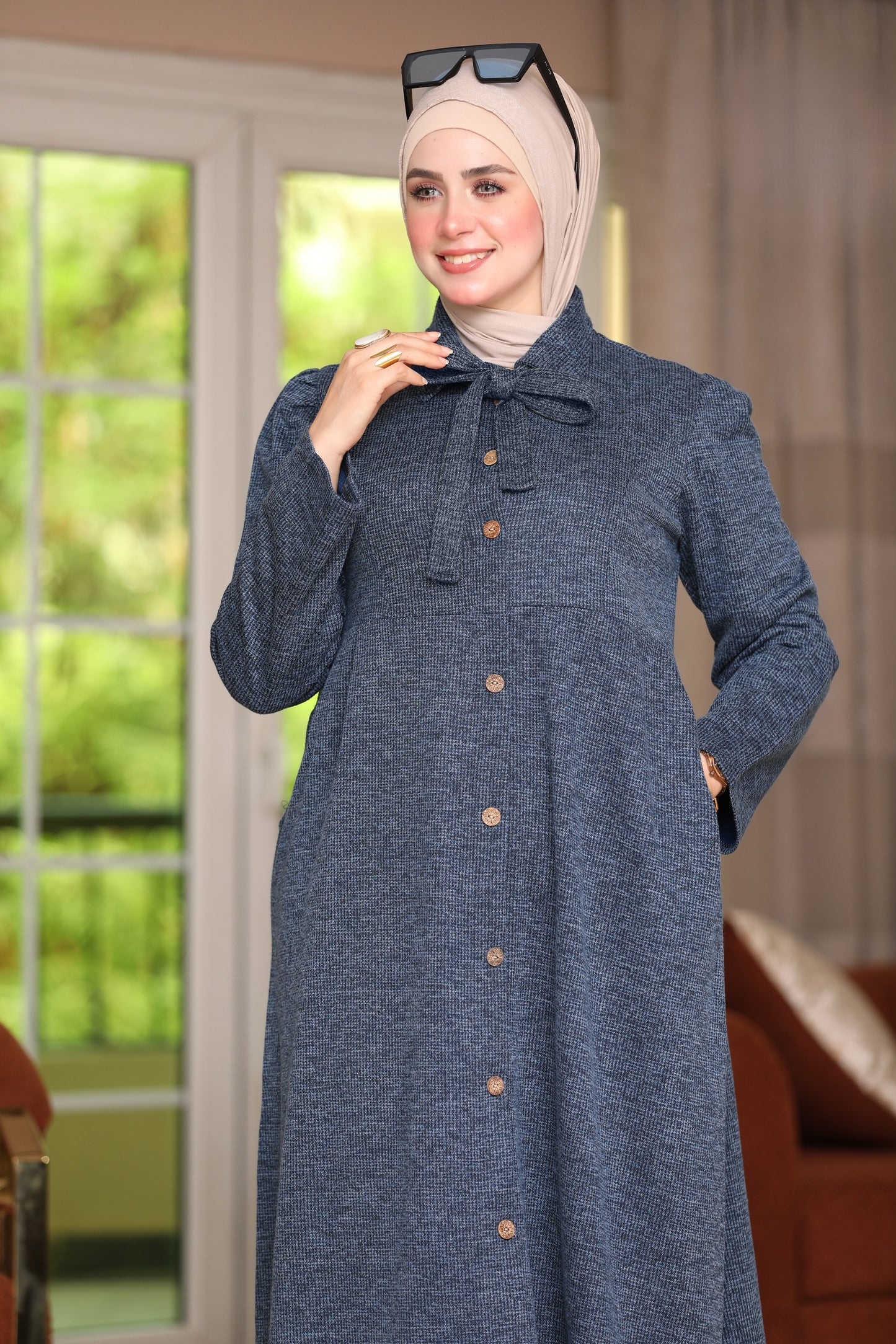 Wool dress with pockets and buttons