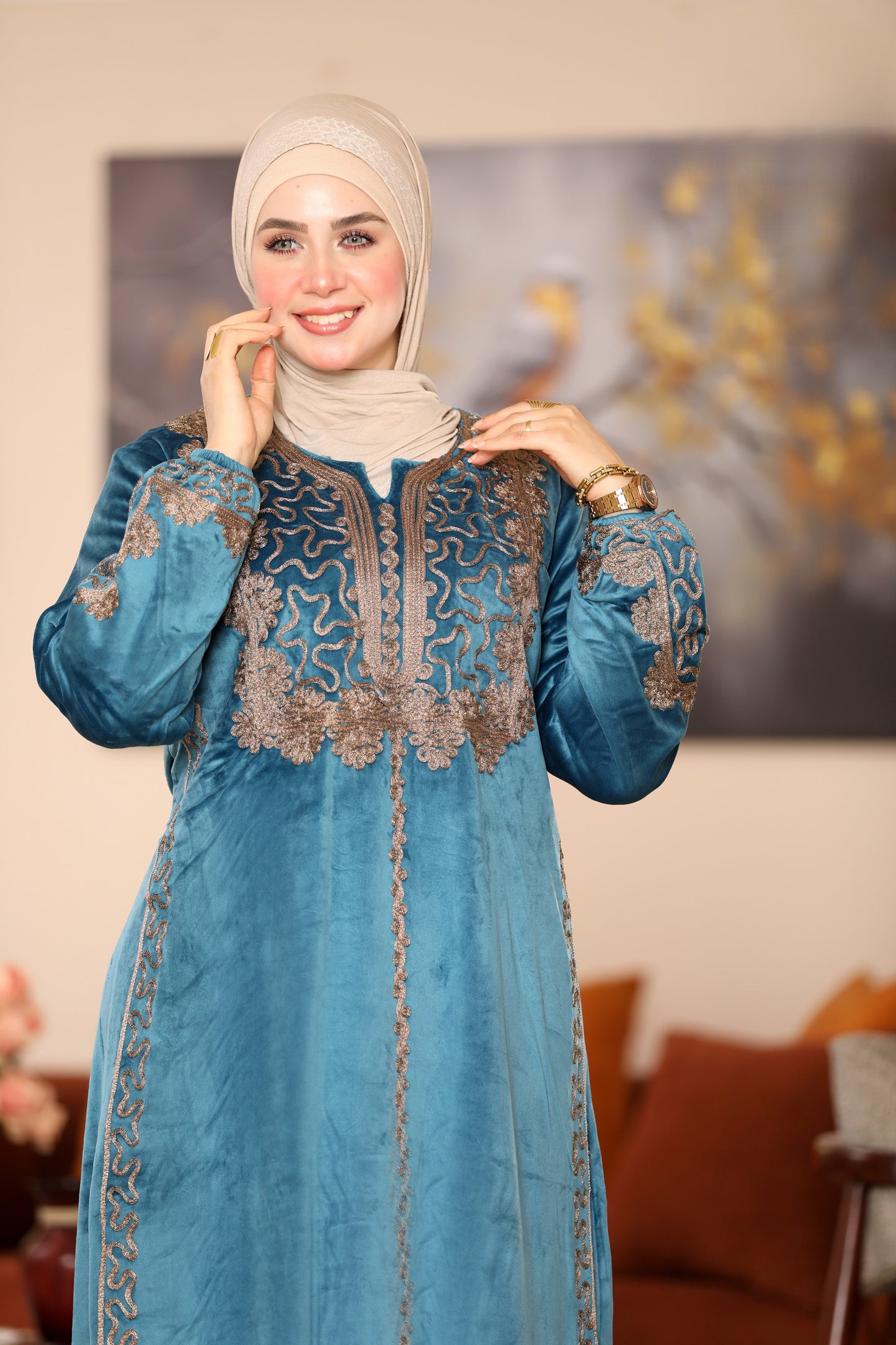 Velvet abaya with hand and wool embroidery