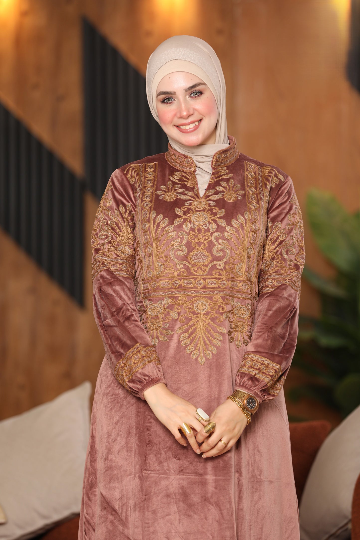 Velvet abaya with embroidered chest and back