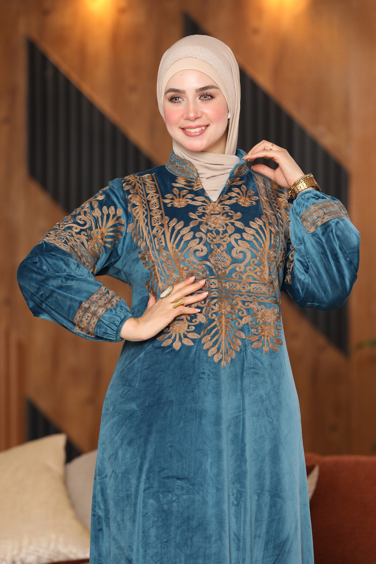 Velvet abaya with embroidered chest and back