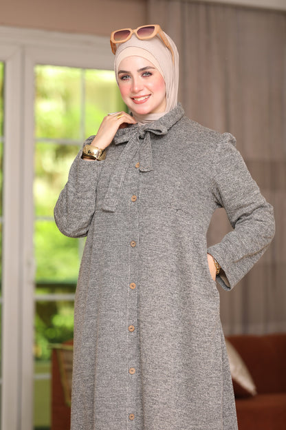 Wool dress with pockets and buttons