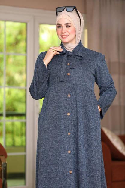 Wool dress with pockets and buttons