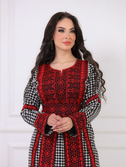 شهرزاد أسود × أبيض