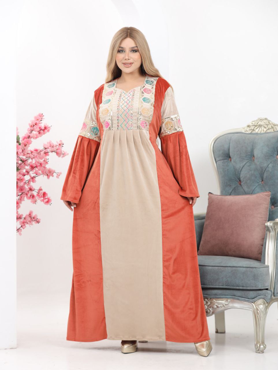 Haidi Velvet Abaya in Two-Tone Design