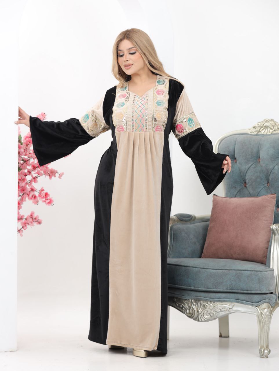 Haidi Velvet Abaya in Two-Tone Design